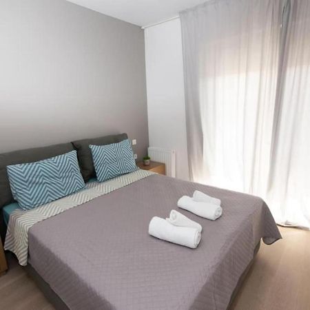 Modern Apartment Close To Athens City Center מראה חיצוני תמונה