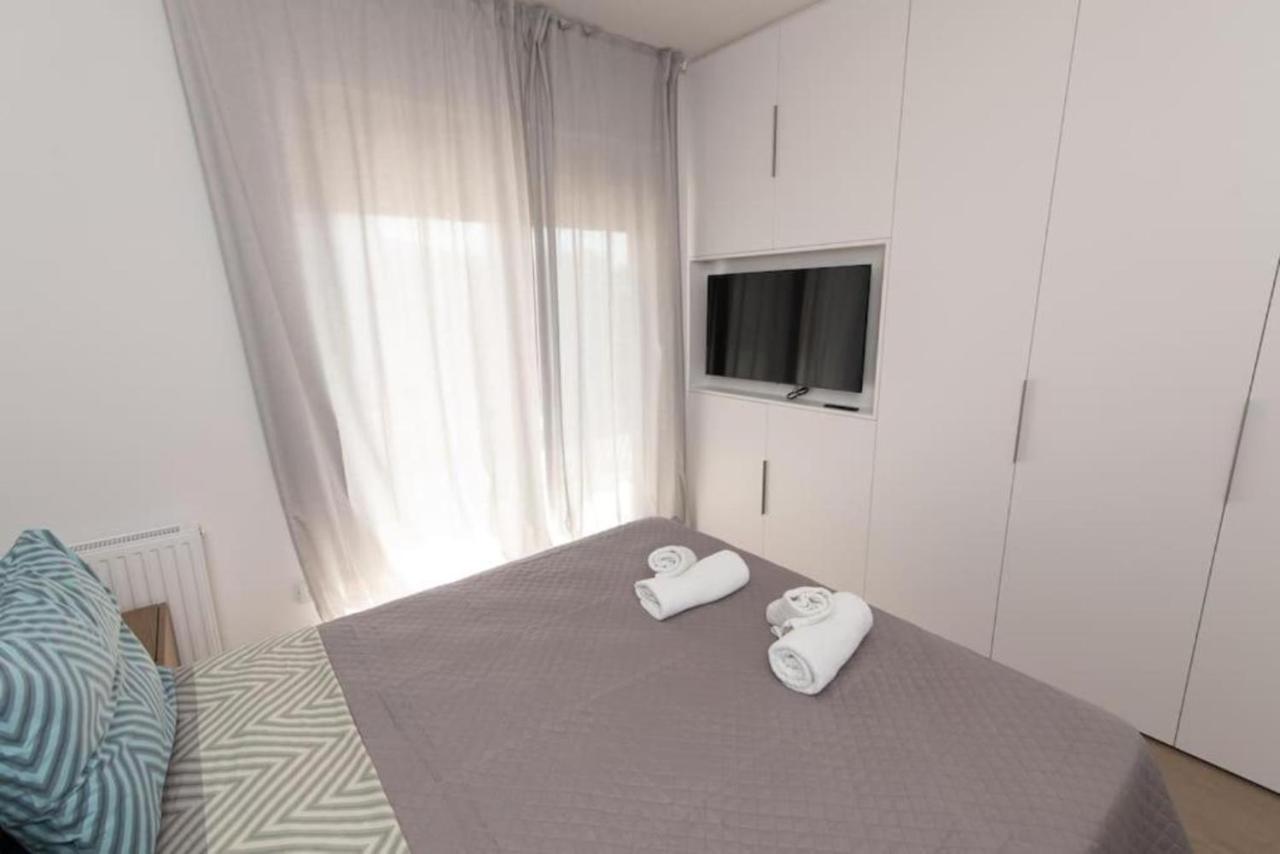 Modern Apartment Close To Athens City Center מראה חיצוני תמונה